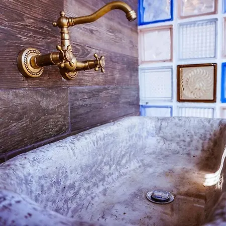 Fiore - Piscina E Idromassaggio Villa *